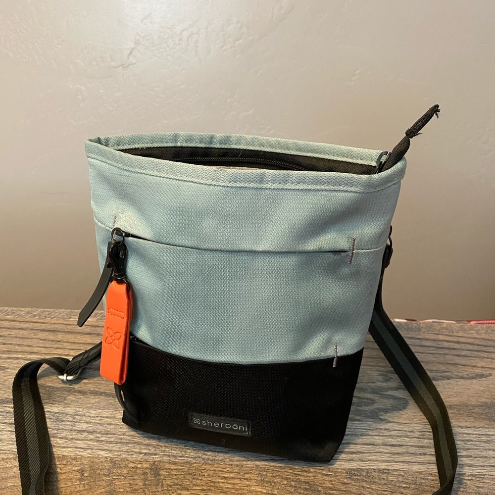 Sherpani cross body bag